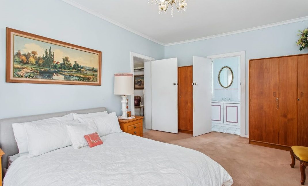 Bedroom4