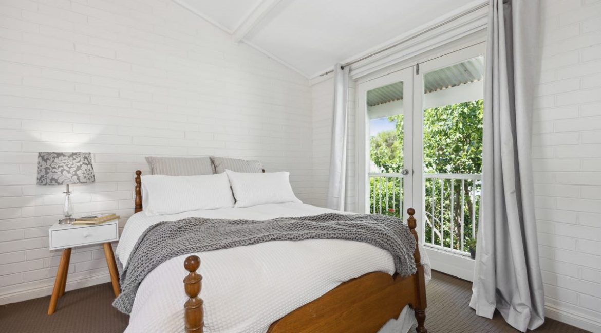 Bed2