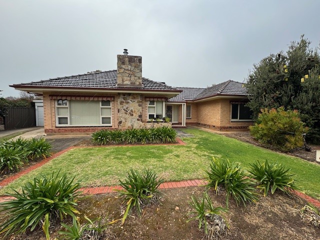 11 Cambridge Street, Vale Park SA 5081